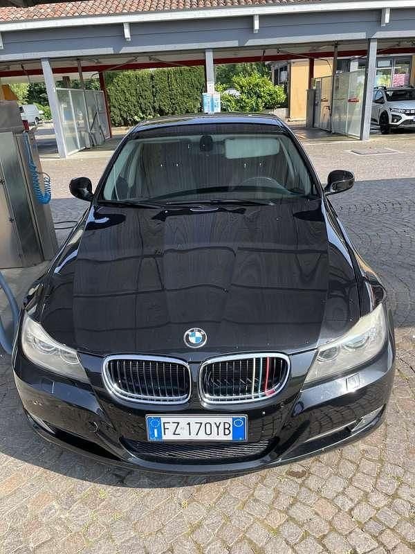 Usata BMW 318 143 CV (105 kW) 2011 Berlina