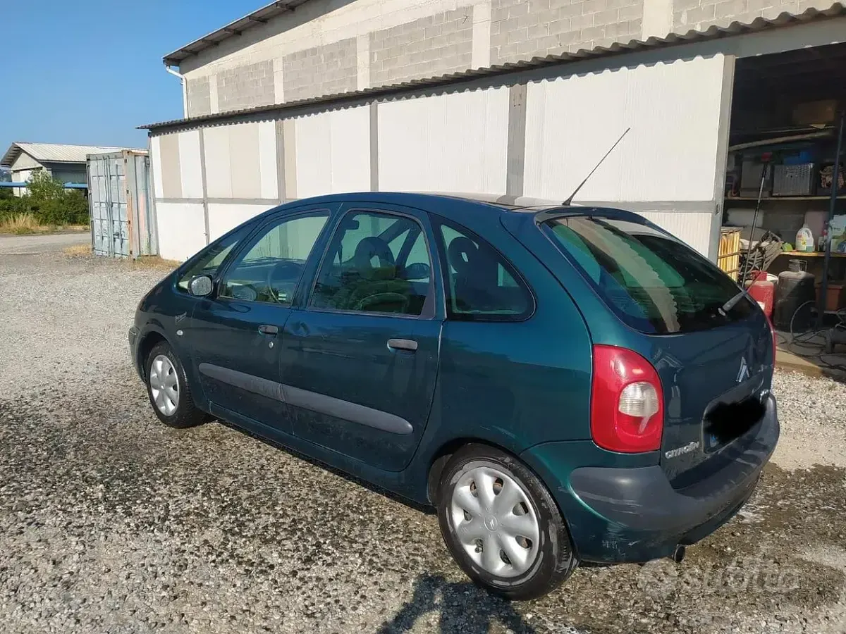 Usata Citroën Xsara 2001 Verde Monovolume