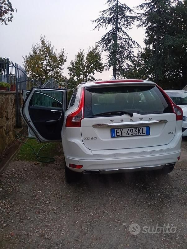 Usata Volvo XC60 2015 Bianco SUV