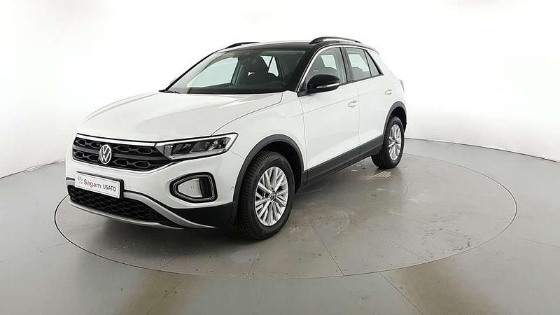 Begagnad VW T-Roc Life 110 HK (80 kW) 2022 SUV
