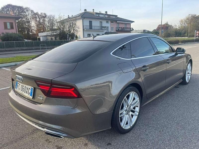 Usata Audi A7 Sportback Business Plus 272 CV (200 kW) 2016 Grigio Utilitaria