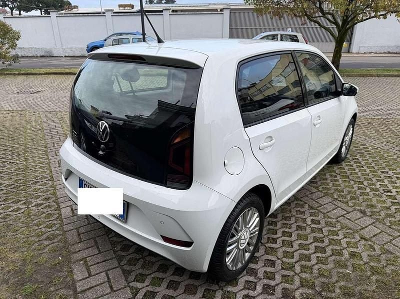 Usata VW up! Move 65 CV (47 kW) 2022 Bianco Utilitaria