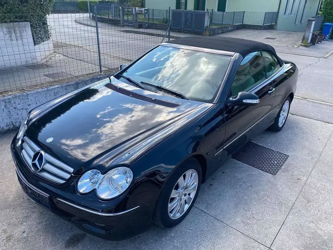 Begagnad Mercedes CLK200 Elegance 163 HK (119 kW) 2006 Svart Cab