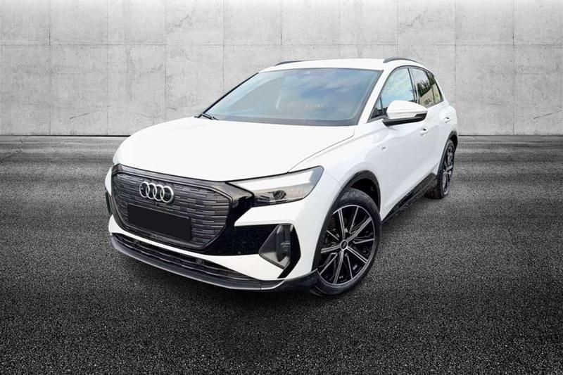 Usata Audi Q4 e-tron S-Line 69 kW (95 CV) 2022 Bianco metallizzato SUV