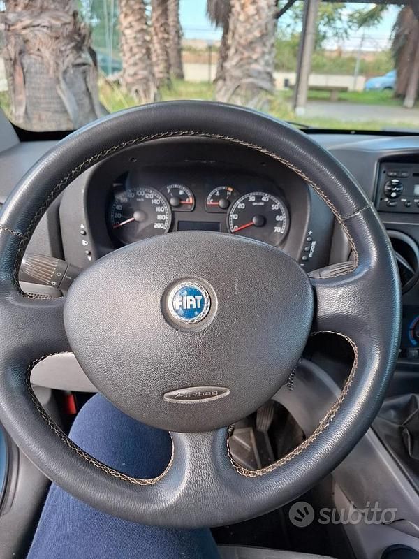 Usata Fiat Doblò 2006 Grigio Monovolume