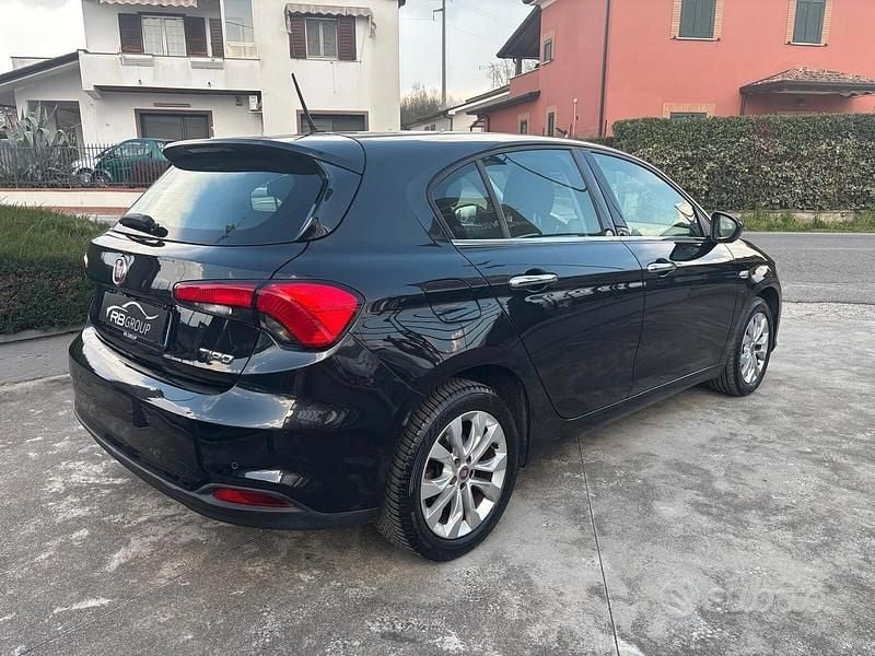 Usata Fiat Tipo S 120 CV (88 kW) 2017 Nero Berlina