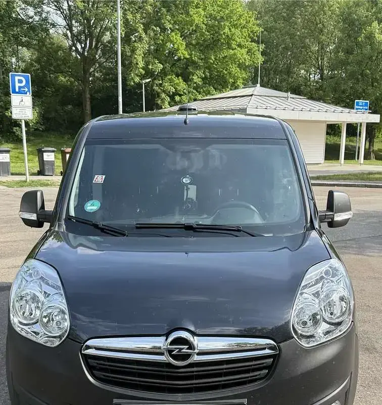 Usata Opel Combo S 120 CV (88 kW) 2017 Monovolume