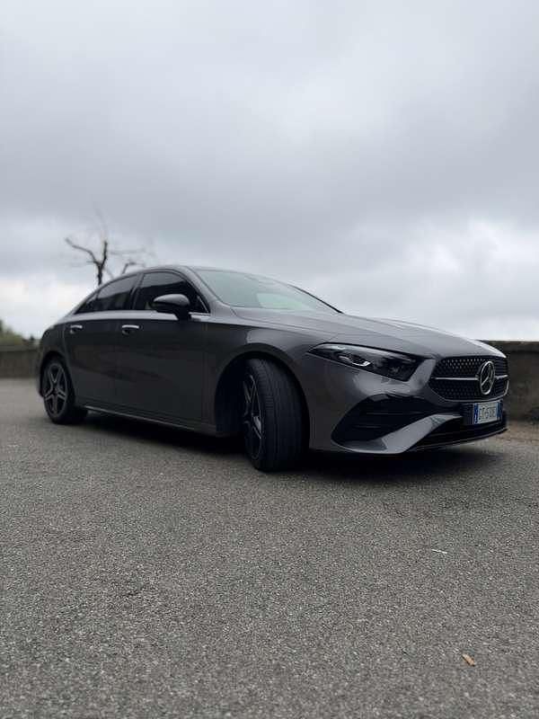 Usata Mercedes A200 AMG Line Premium 150 CV (110 kW) 2023 Berlina