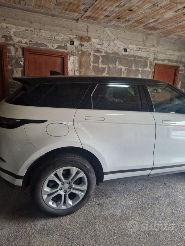 Bianco Usata 2021 Land Rover Range Rover evoque SUV | 28.000 € (Super prezzo) - Immagine 1/4