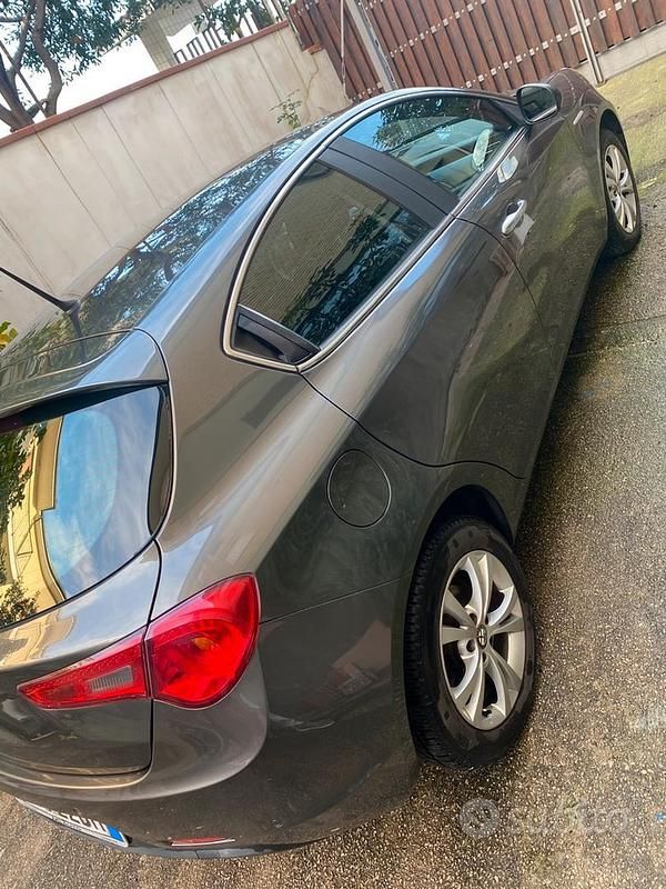 Usata Alfa Romeo Giulietta Exclusive 105 CV (77 kW) 2013 Grigio Berlina