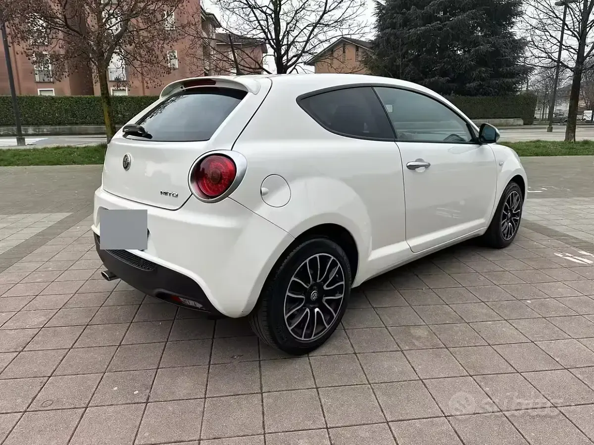 Usata Alfa Romeo MiTo 77 CV (56 kW) 2018 Bianco Utilitaria