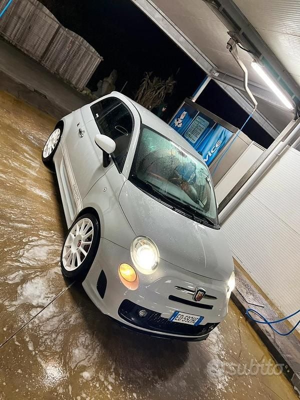 Usata Abarth 500 135 CV (99 kW) 2010 Grigio Utilitaria