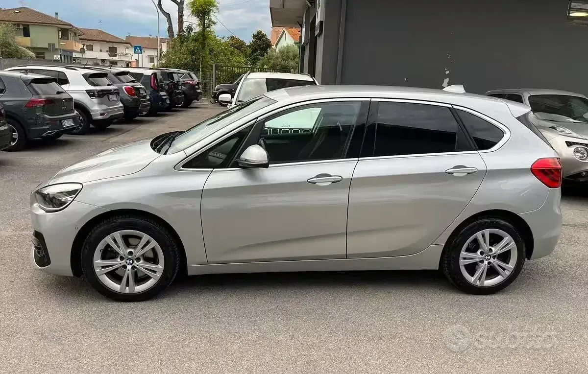 Usata BMW 218 Advantage 2019 Grigio Monovolume