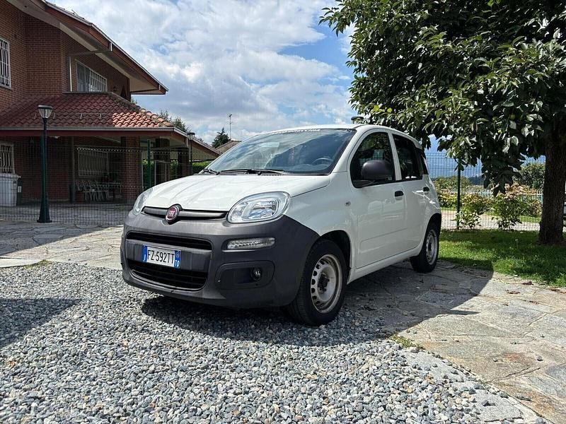 Usata Fiat Panda Pop 69 CV (50 kW) 2019 Bianco Utilitaria