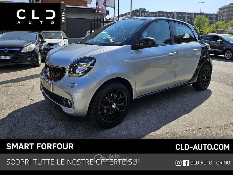 Usata Smart ForFour Passion 71 CV (52 kW) 2015 Grigio Utilitaria