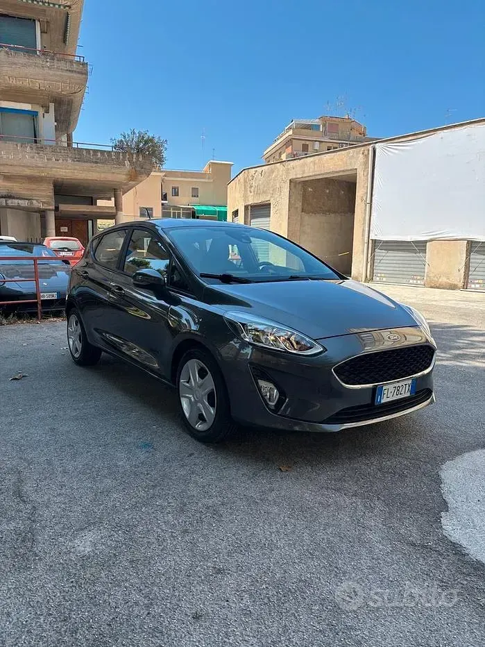 Usata Ford Fiesta 85 CV (62 kW) 2017 Utilitaria