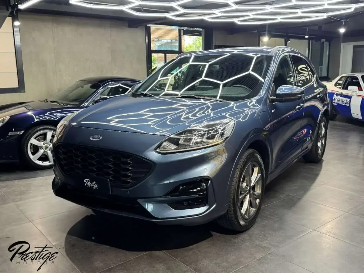Usata Ford Kuga ST-Line 152 CV (111 kW) 2022 Other SUV