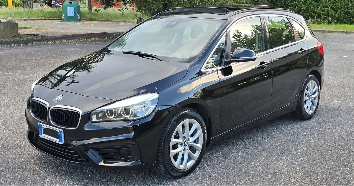 Usata BMW 218 Luxury Line 150 CV (110 kW) 2017 Nero Monovolume