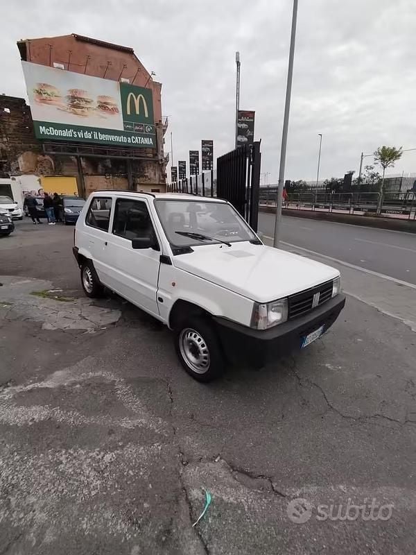 Usata Fiat Panda Young 54 CV (39 kW) 2002 Bianco Berlina