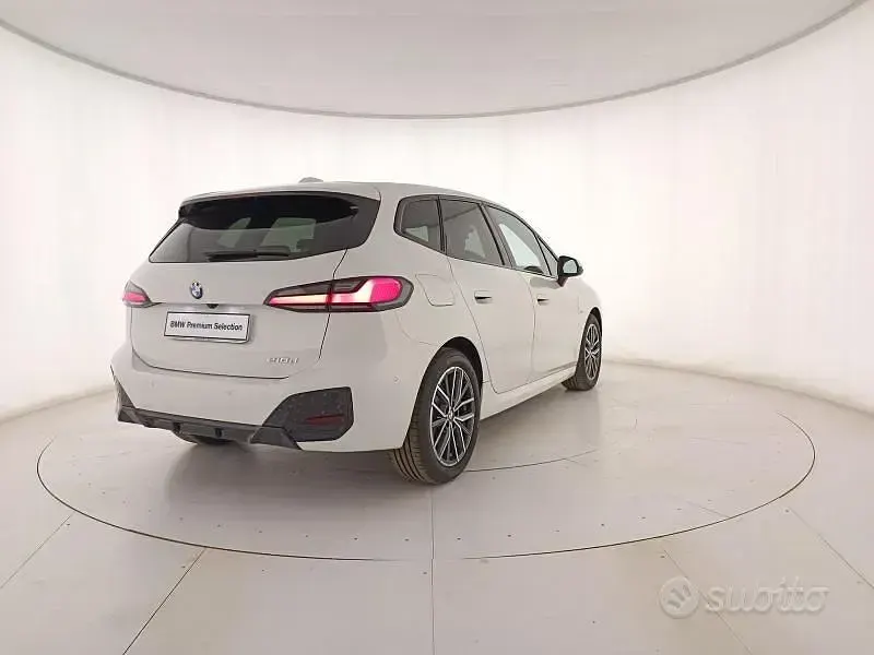 Usata BMW 218 Active Tourer M Sport 150 CV (110 kW) 2025 Bianco Monovolume