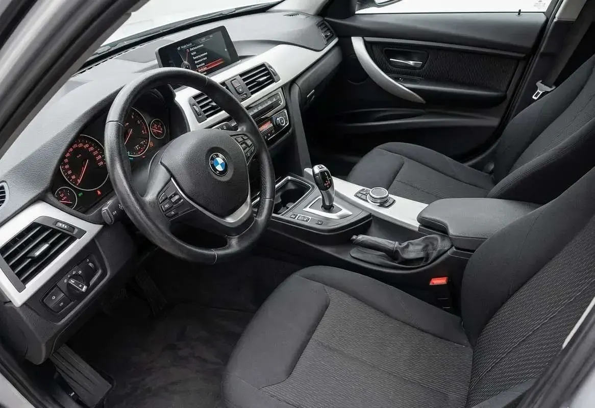 Usata BMW 318 Advantage 150 CV (110 kW) 2017 Station wagon