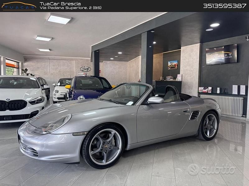 Usata Porsche Boxster 260 CV (191 kW) 2004 Grigio Cabrio