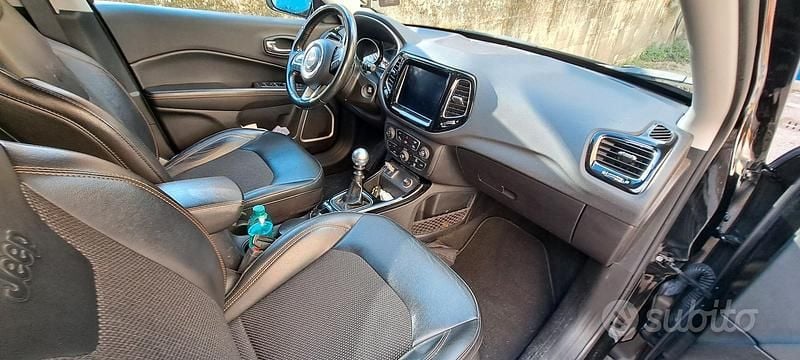 Usata Jeep Compass Limited 120 CV (88 kW) 2019 Nero SUV