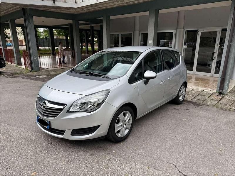 Usata Opel Meriva 120 CV (88 kW) 2016 Grigio Monovolume