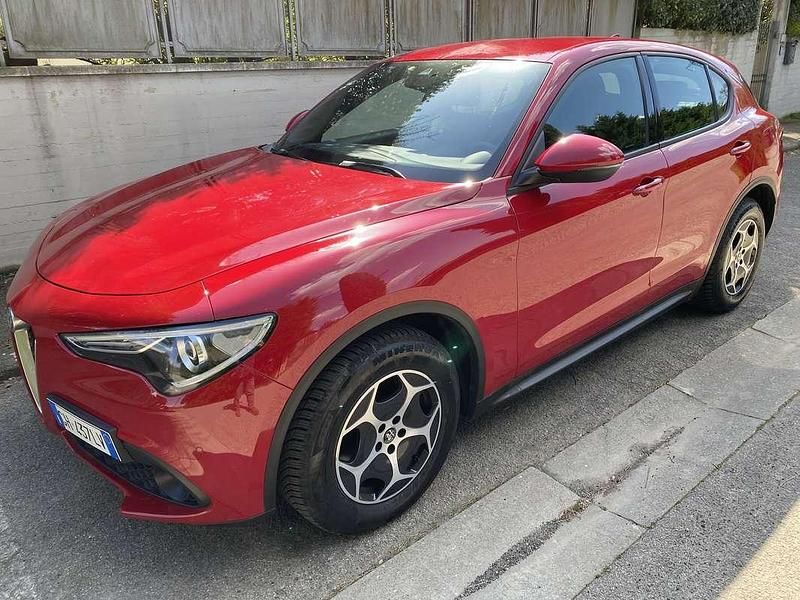 Usata Alfa Romeo Stelvio Business 190 CV (139 kW) 2022 SUV