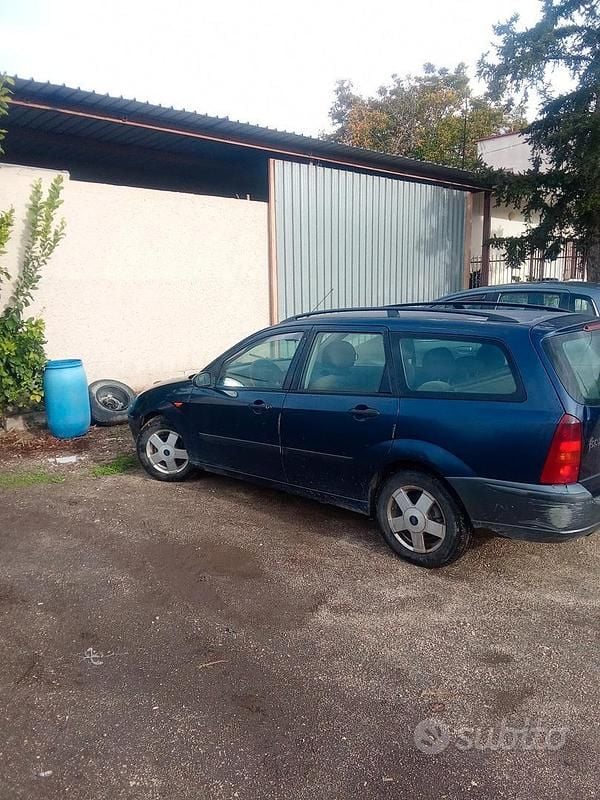 Usata Ford Focus 2004 Blu