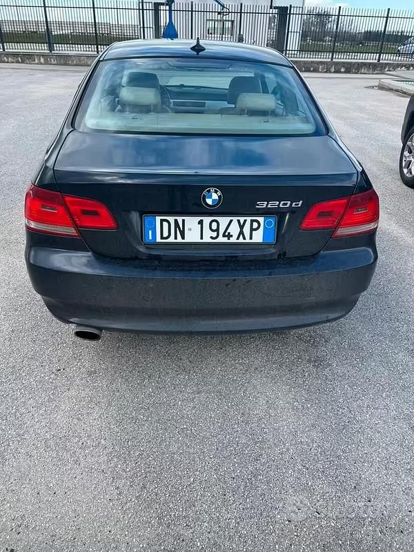 Usata BMW 320 177 CV (130 kW) 2008 Coupé