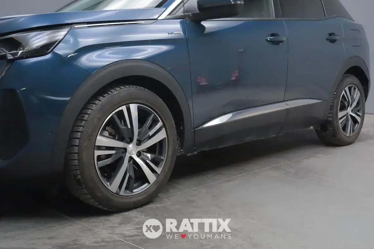 Usata Peugeot 3008 Allure 181 CV (133 kW) 2020 Blue celebes SUV