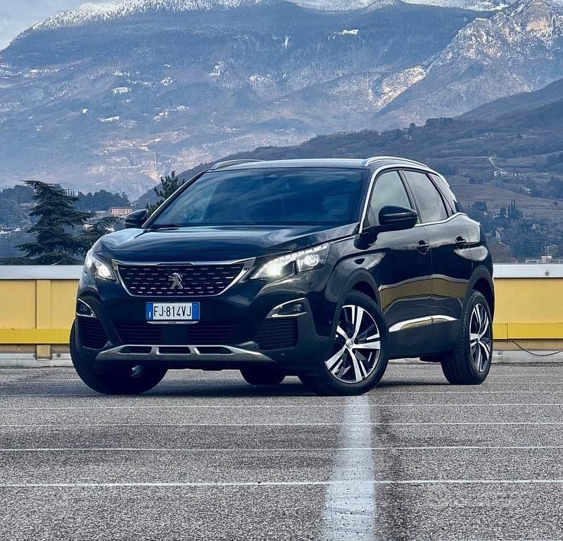 Usata Peugeot 3008 GT-line 150 CV (110 kW) 2017 Nero SUV