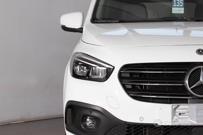 Usata Mercedes 180 116 CV (85 kW) 2023 Bianco Berlina