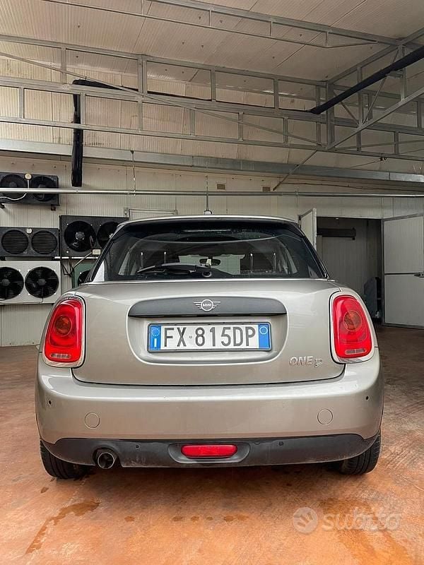 Usata Mini Cooper 2019 Grigio Utilitaria