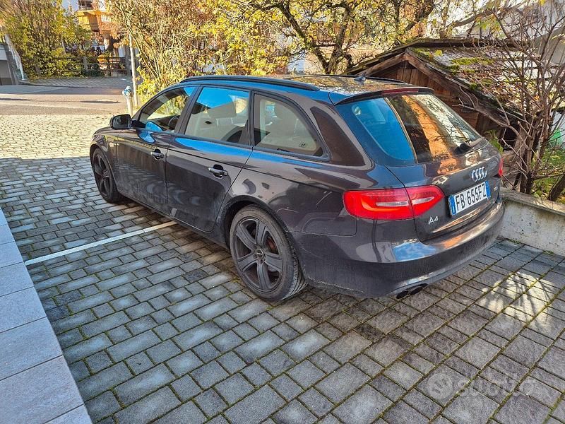 Begagnad Audi A4 2012 Kombi