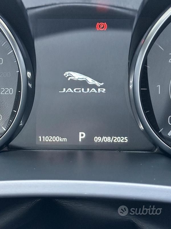 Usata Jaguar E-Pace 150 CV (110 kW) 2019 Grigio SUV