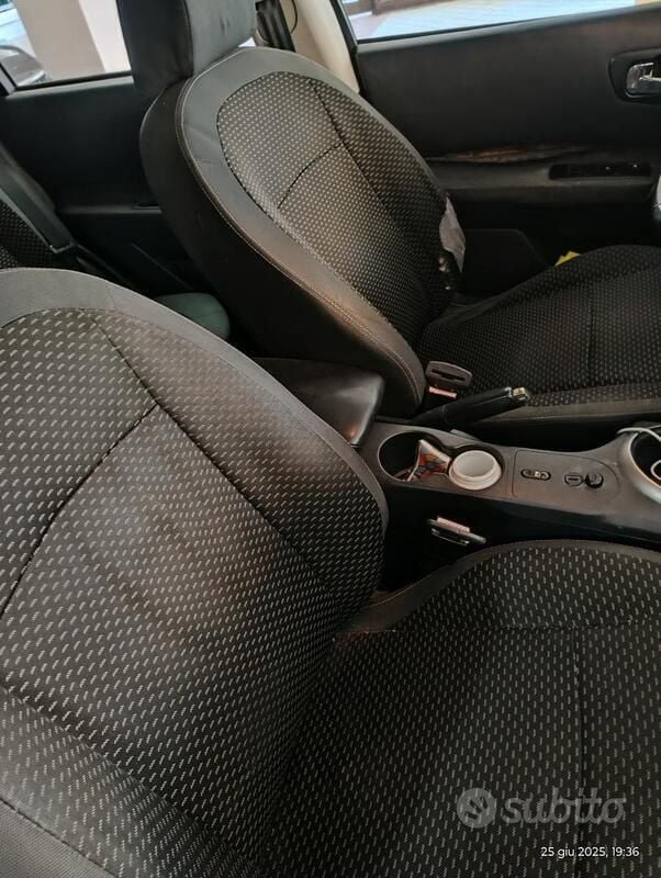 Usata Nissan Qashqai 103 CV (75 kW) 2009 Nero SUV