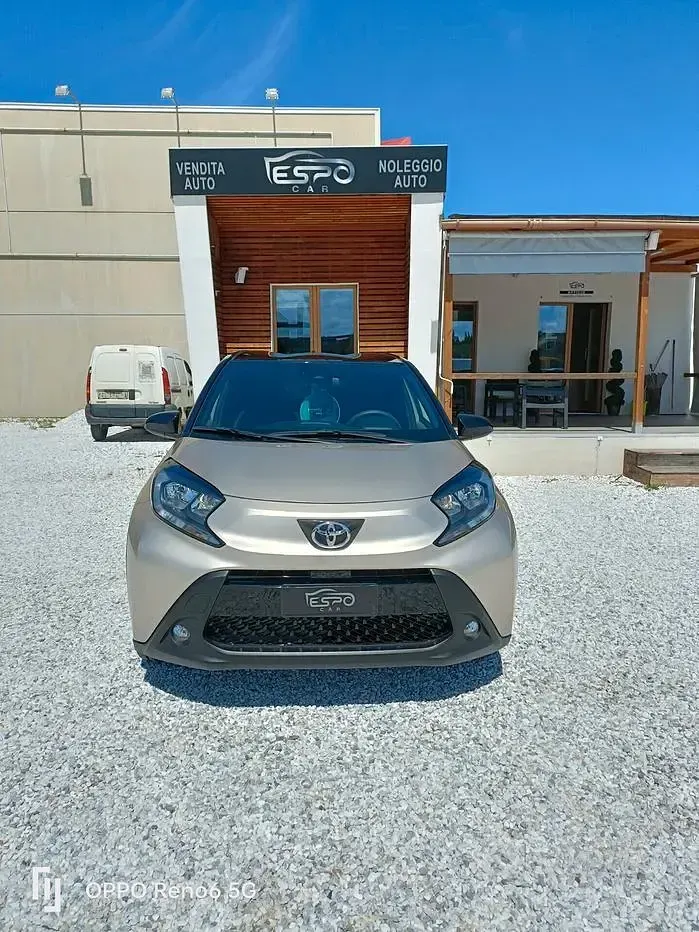 Usata Toyota Aygo X Lounge 72 CV (52 kW) 2024 Giallo SUV