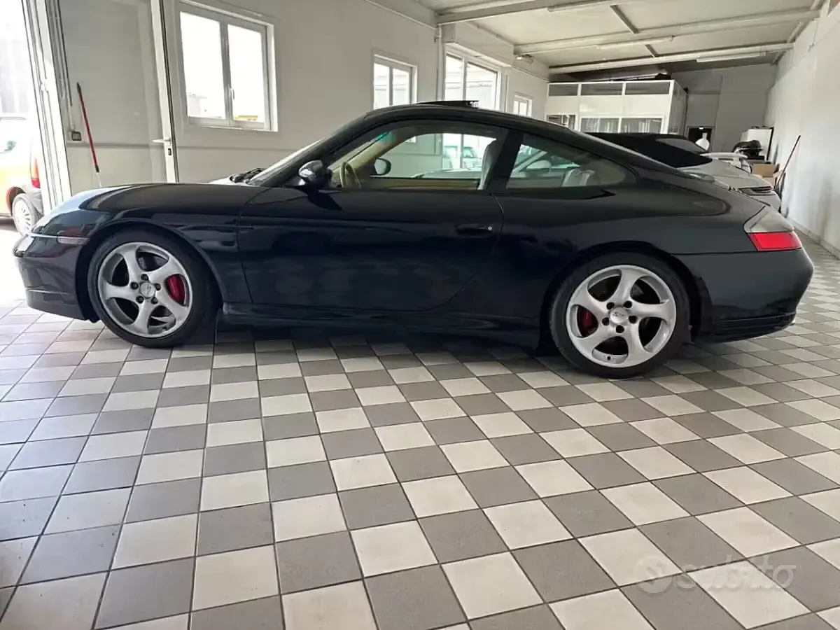 Usata Porsche 996 320 CV (235 kW) 2003 Nero Coupé