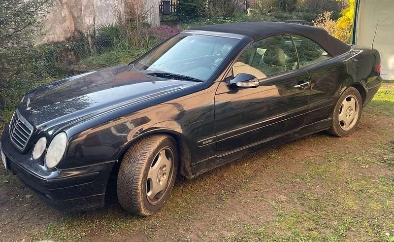 Usata Mercedes CLK200 Elegance 163 CV (119 kW) 2002 Nero Cabrio