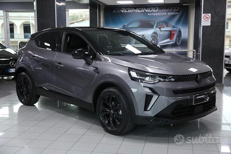 Usata Renault Captur Techno 91 CV (66 kW) 2025 Grigio SUV