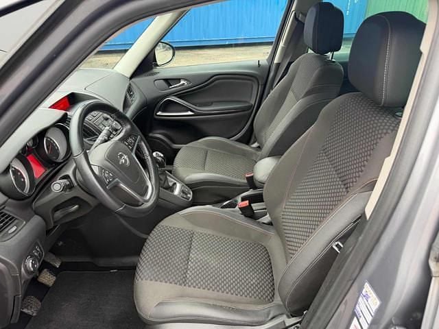 Usata Opel Zafira Tourer 149 CV (109 kW) 2016 Grigio Monovolume