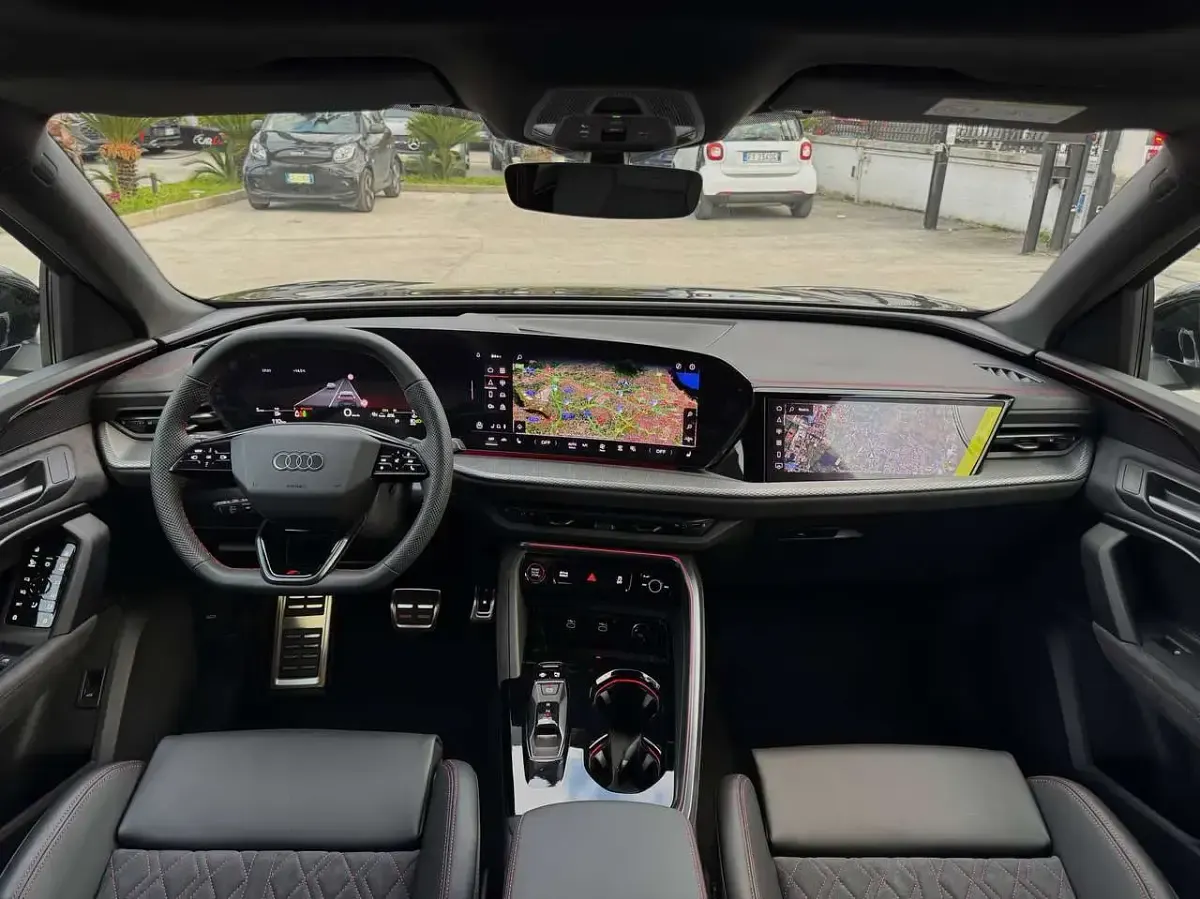 Nuova Audi Q5 Sportback S-line plus 204 CV (150 kW) 2026 Nero mythos met SUV