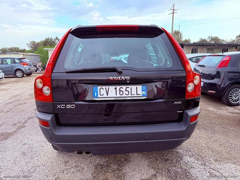 Usata Volvo XC90 210 CV (154 kW) 2005 Nero SUV