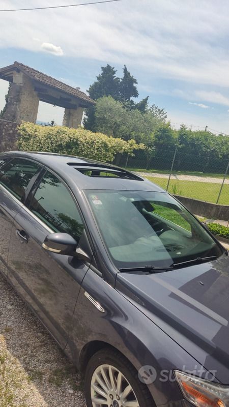 Usata Ford Mondeo 116 CV (85 kW) 2014 Grigio Berlina