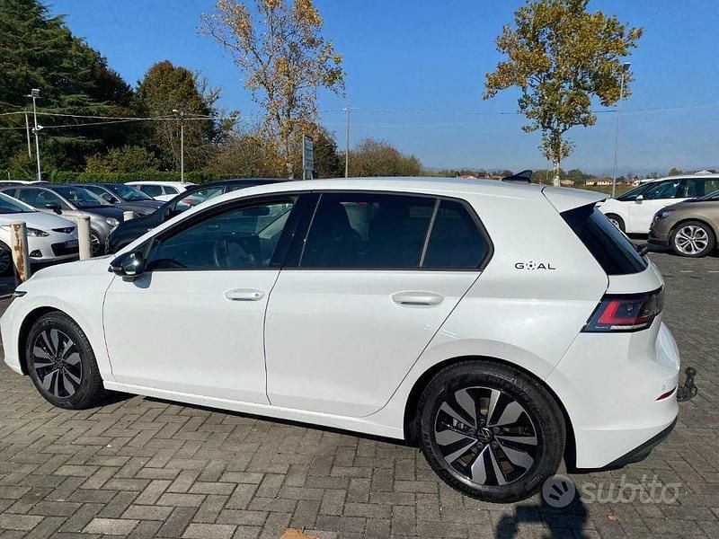 Usata VW Golf VIII Goal 150 CV (110 kW) 2025 Bianco Berlina