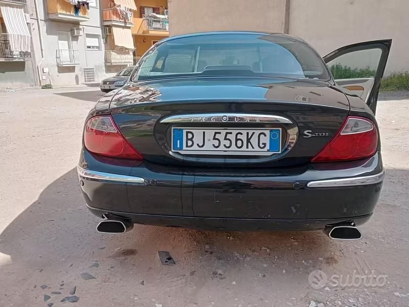 Usata Jaguar S-Type S 238 CV (175 kW) 2000 Nero Berlina