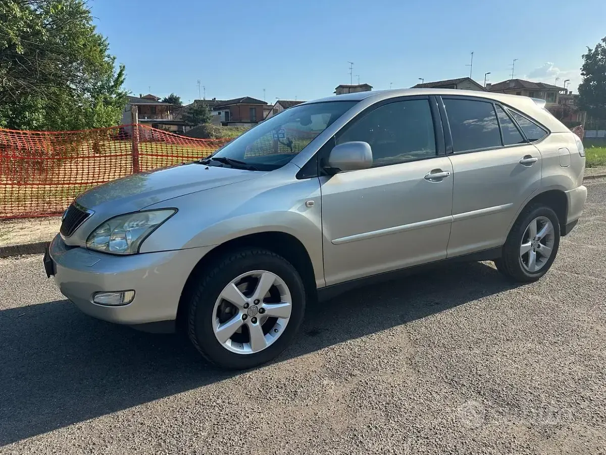 Usata Lexus RX300 204 CV (150 kW) 2005 Grigio SUV