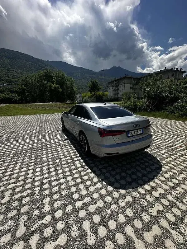 Usata Audi A6 Business 231 CV (169 kW) 2020 Berlina